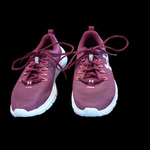 Under Armour Phade running 2 sneakers size 9